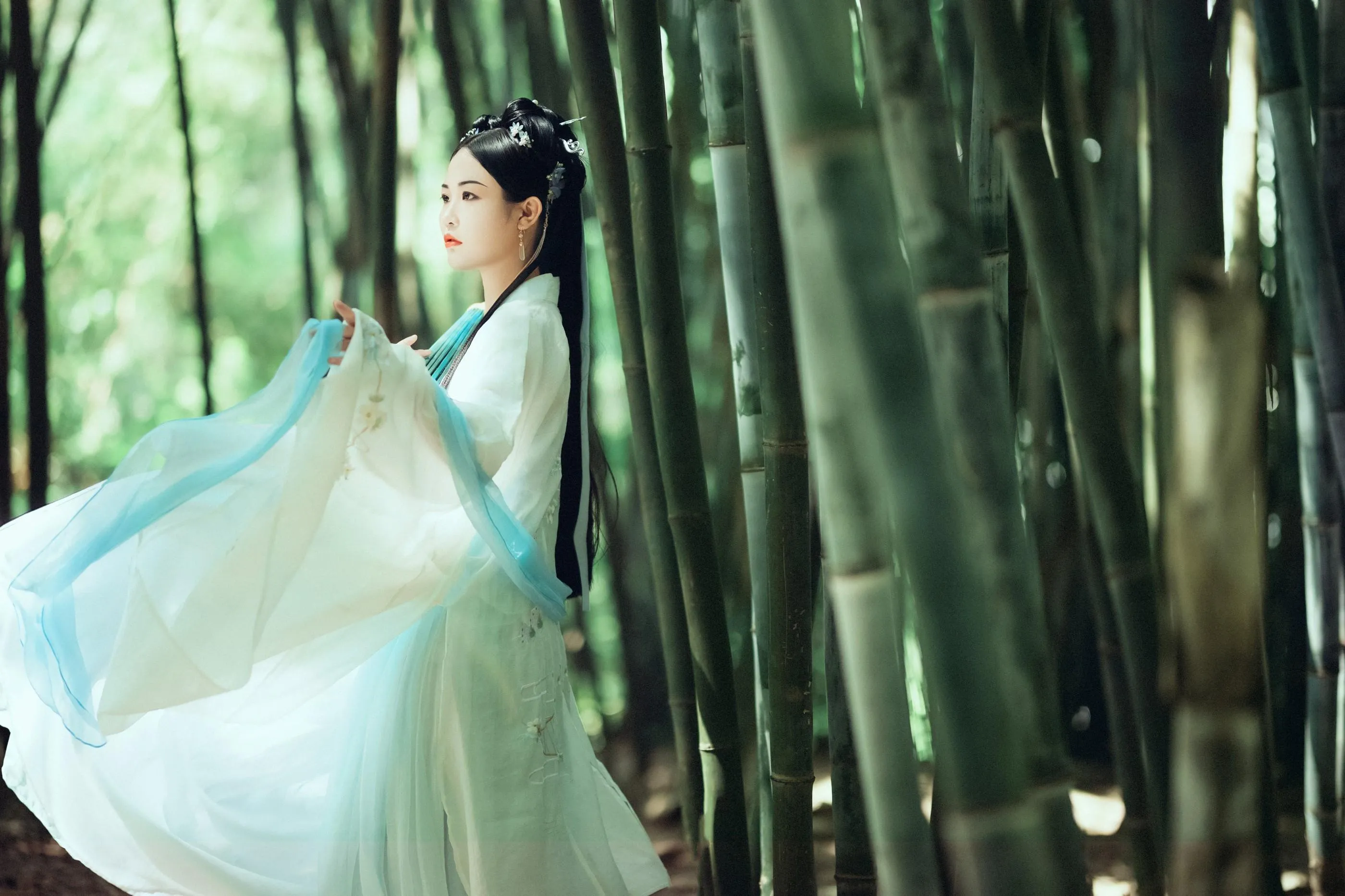 [YITUYU艺图语]2021.09.28 竹林深处 mendy [24P]插图6